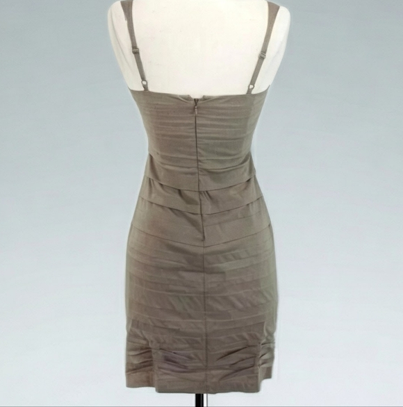 BCBG Maxazria Pleated Sleeveless Cotton Taupe Mini Dress Gravel Size 6 NWT - Picture 5 of 8